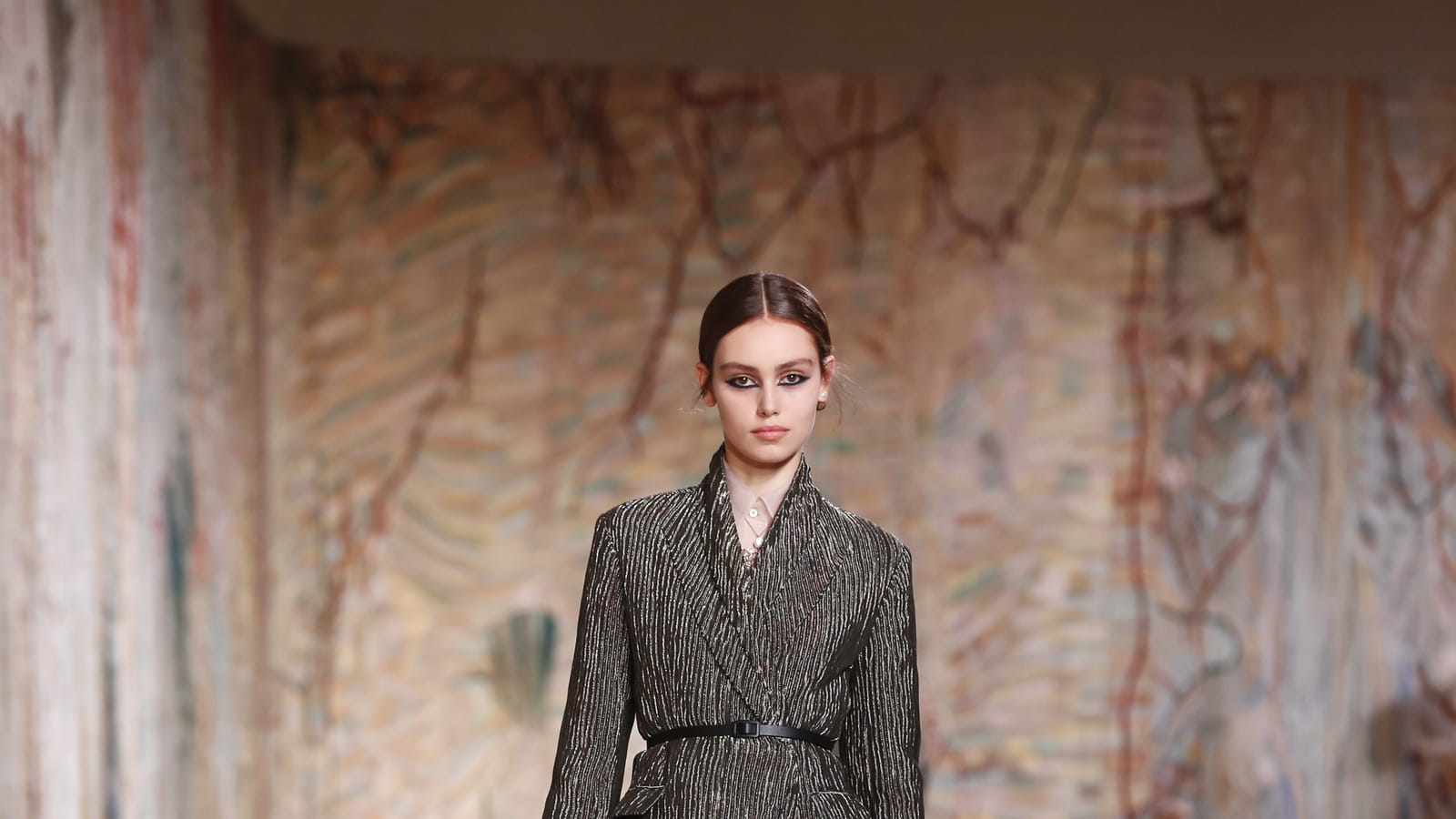 Look 56