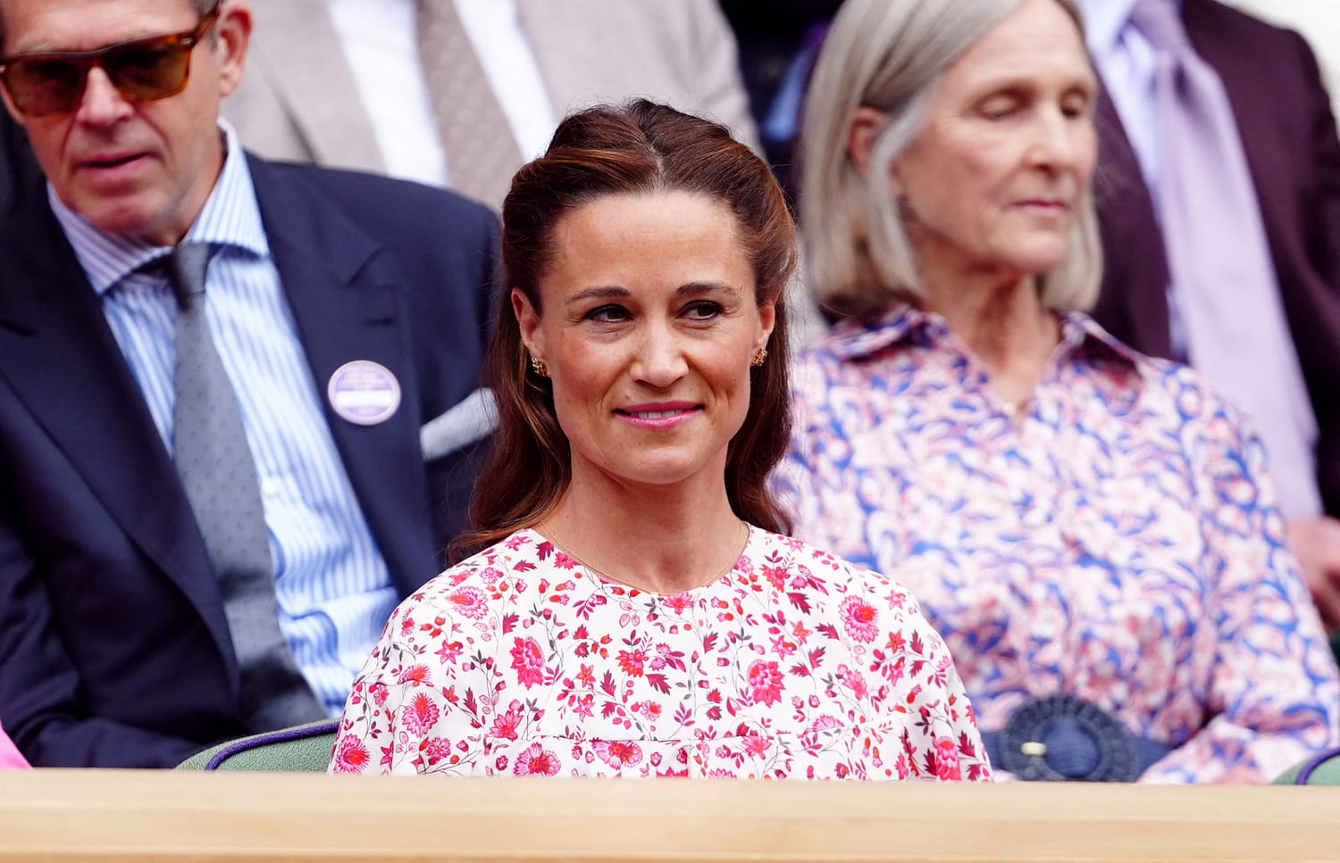 With his jacket, Pippa Middleton copies Kate’s style