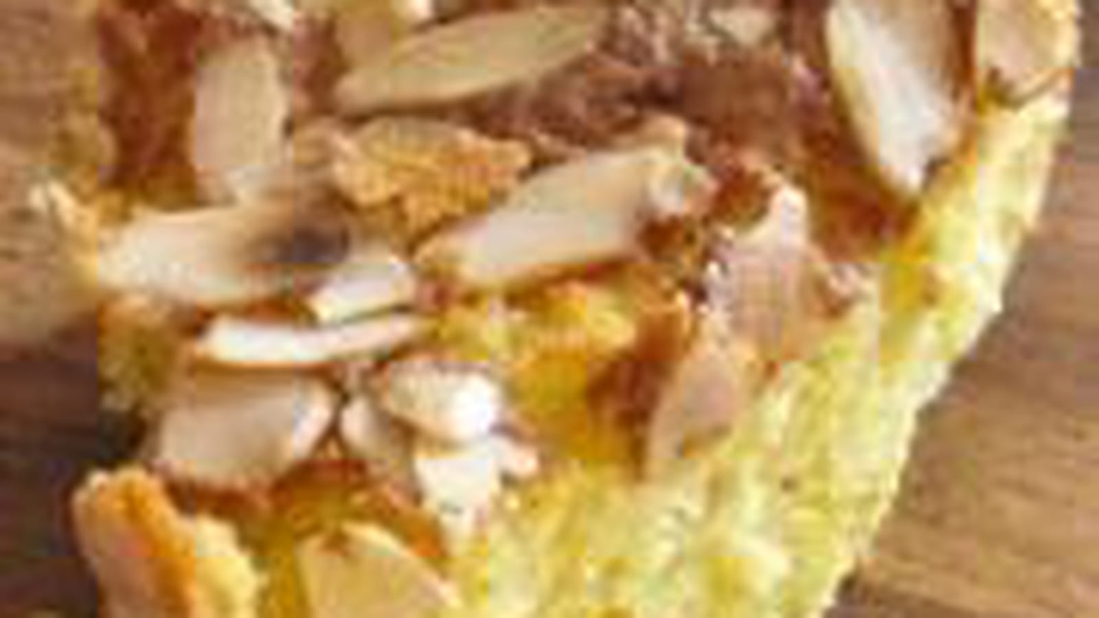 Gâteau au yaourt aux pommes et amandes