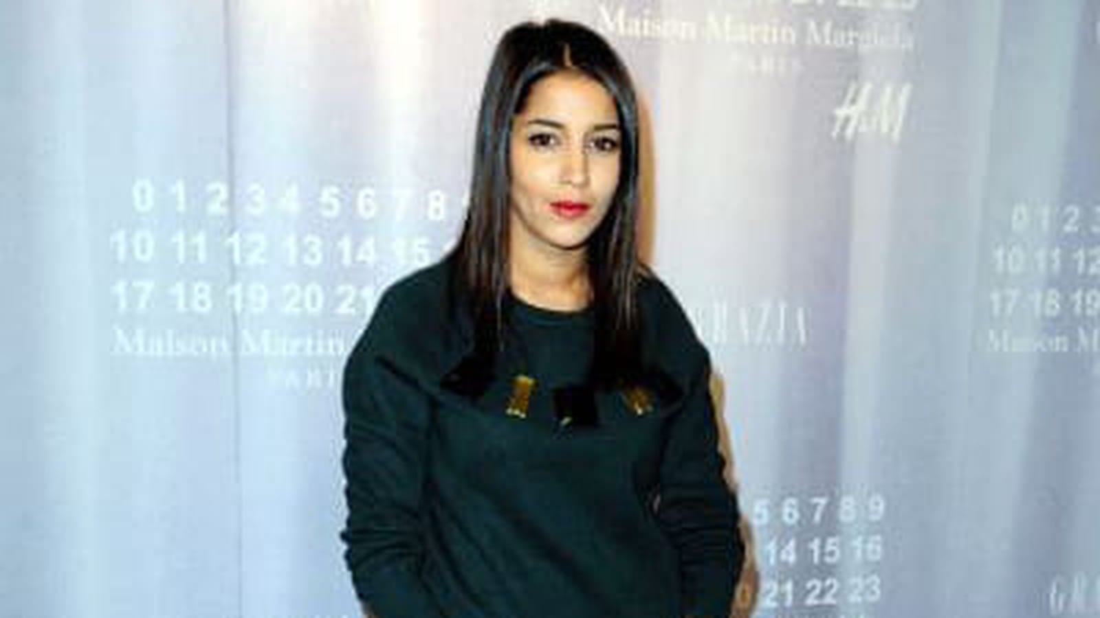 Leïla Bekhti le 14 novembre 2012