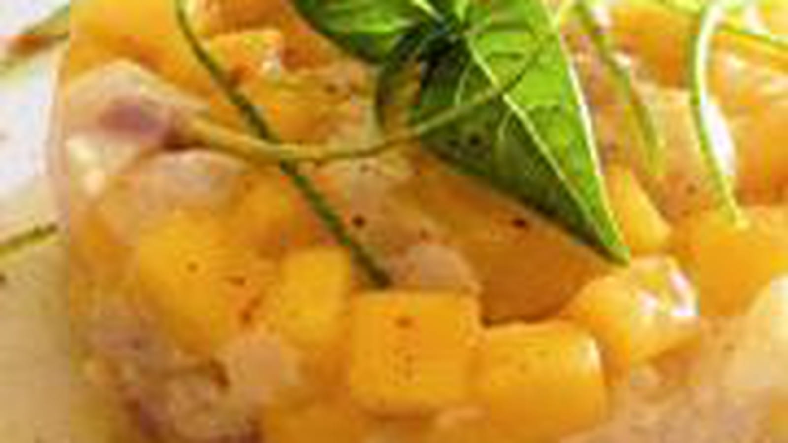 Tartare de daurade et mangue à l'huile de vanille