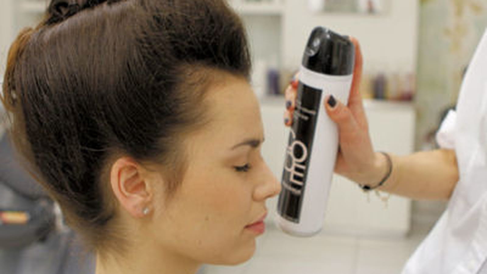 Laquer le chignon de soirée