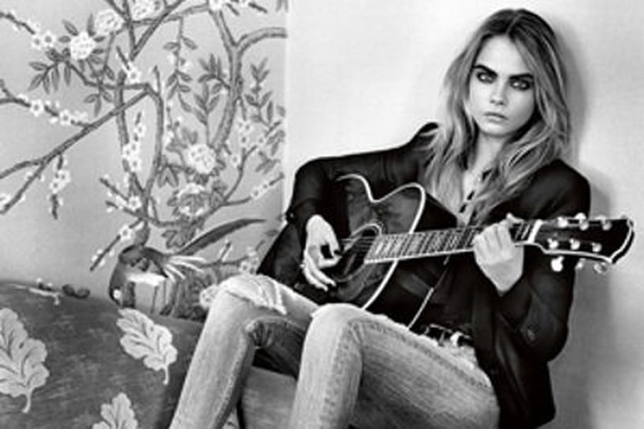 Topshop s'offre le top Cara Delevingne pour sa nouvelle campagne