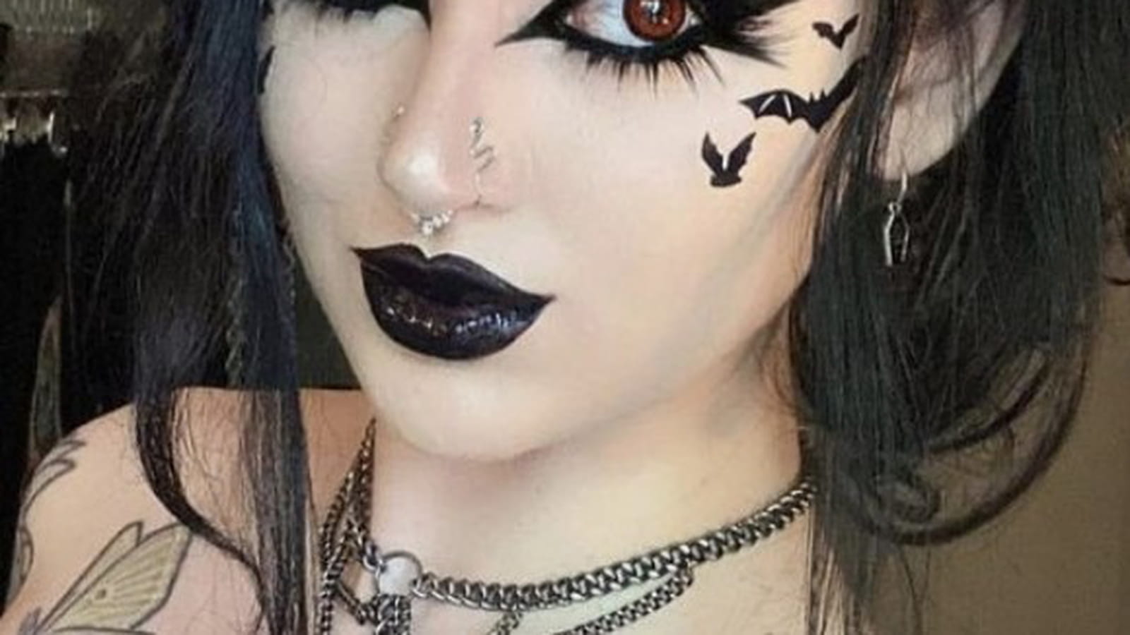Maquillage gothique chauve-souris