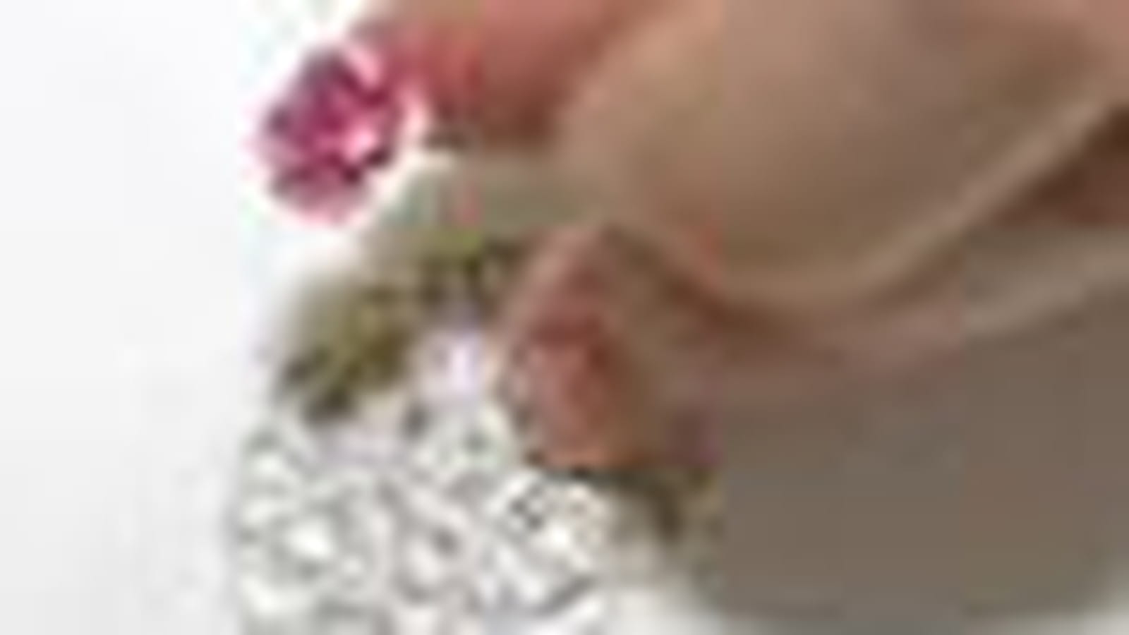 Enfiler les fleurs