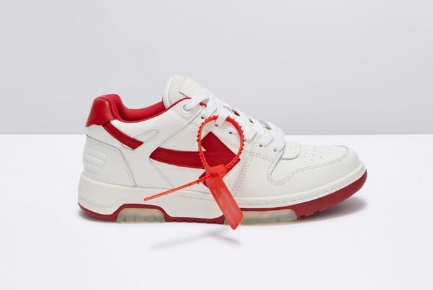 Baskets blanc et rouge