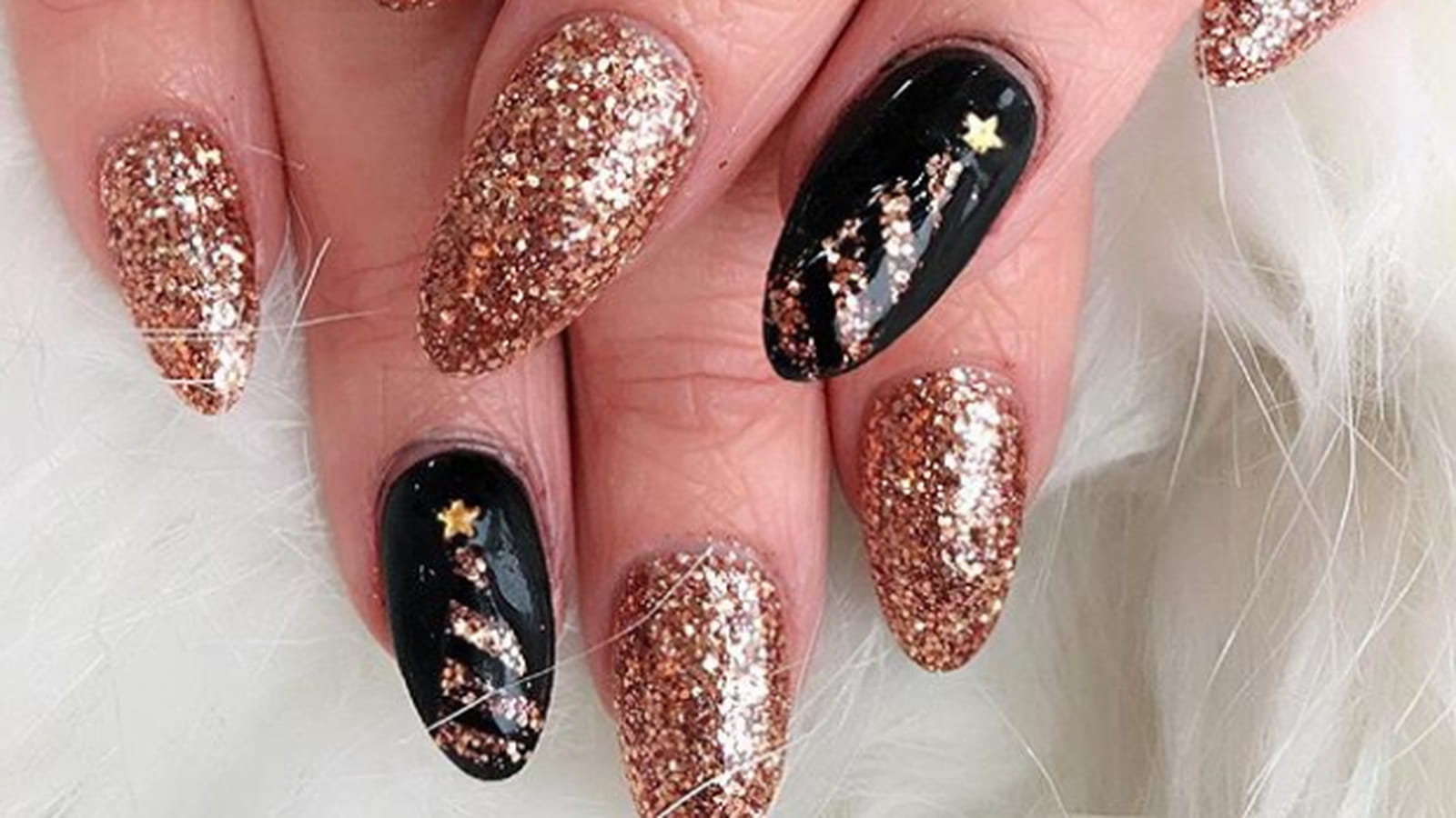 Nail art bling bling