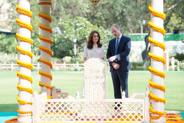 Recueillement &agrave; la m&eacute;moire de Gandhi