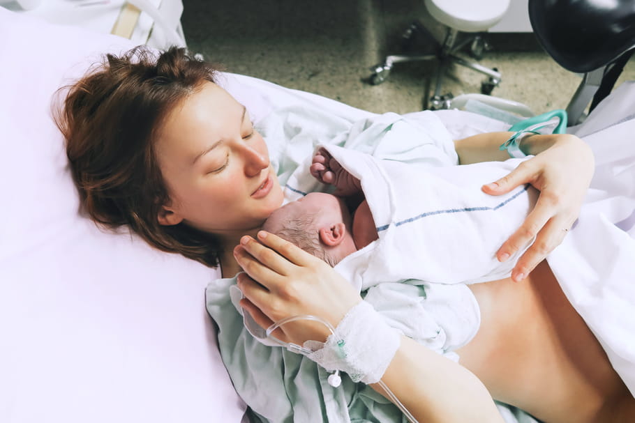 #MonPostPartum : les mères brisent enfin le tabou après l'accouchement