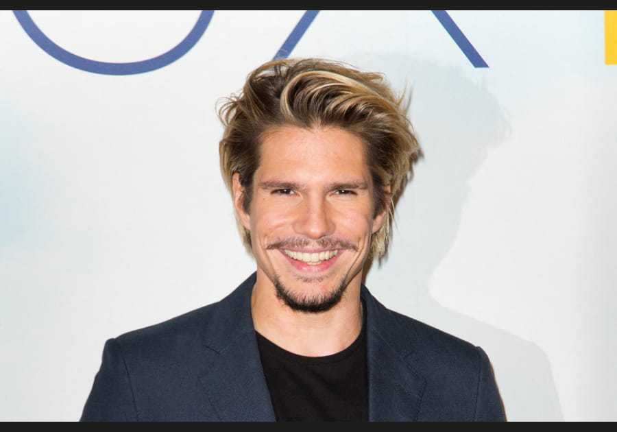 Les m&egrave;ches blondes de Fran&ccedil;ois Civil