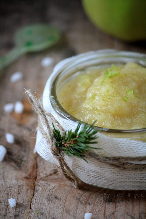 Compote de pommes au miel, citron et gingembre