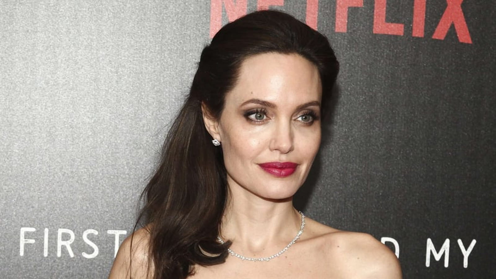 Angelina Jolie 