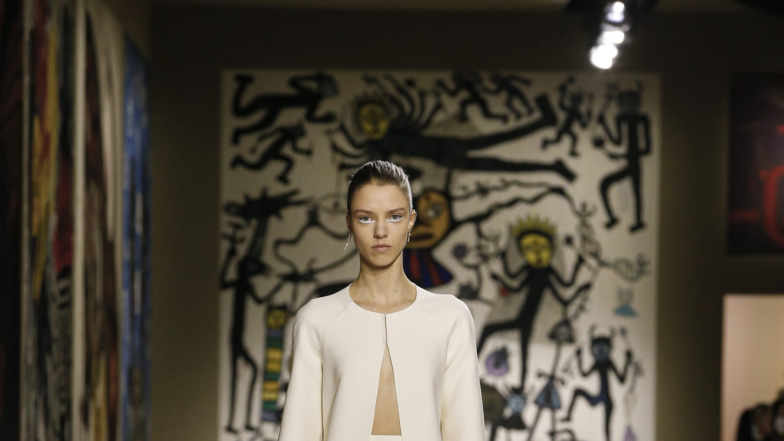 Look 8