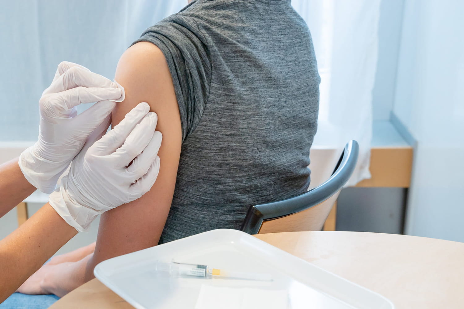 Vaccination Covid en pharmacie : âge, questionnaire, attestation