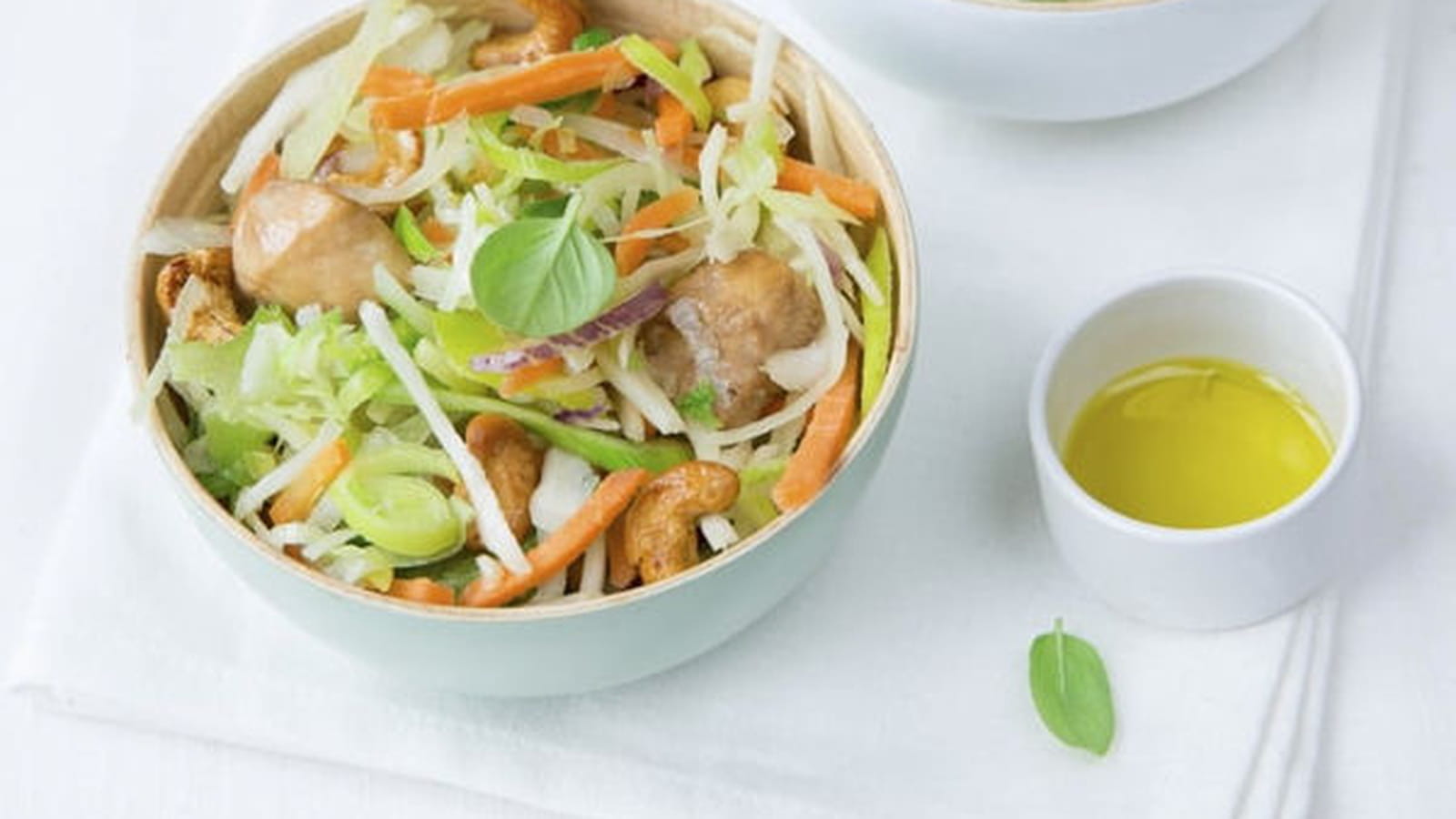 Wok fondant de légumes et poulet mariné
