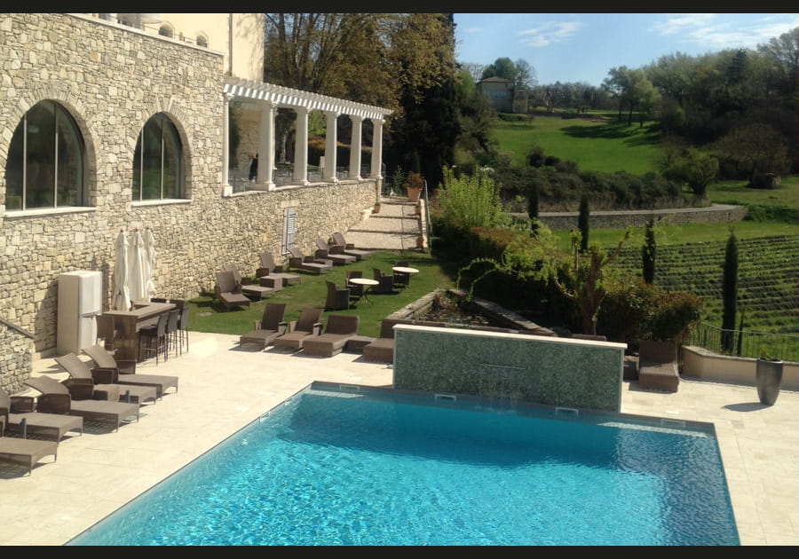 La piscine ext&eacute;rieure