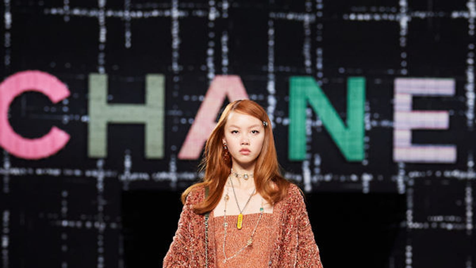 Look 11