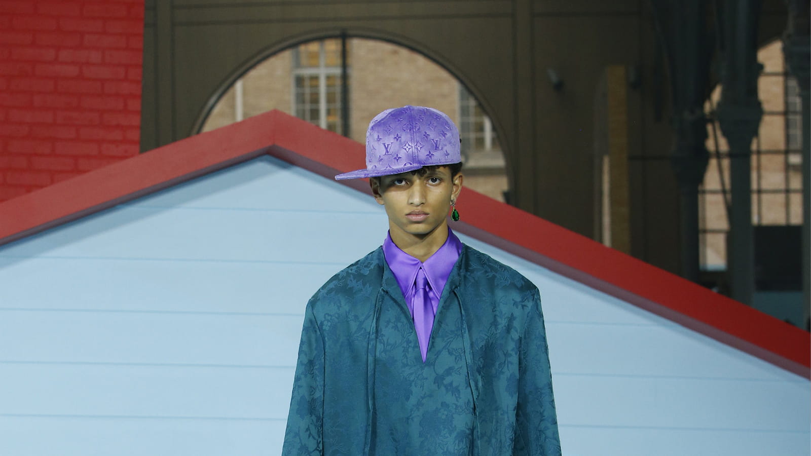 Look 37