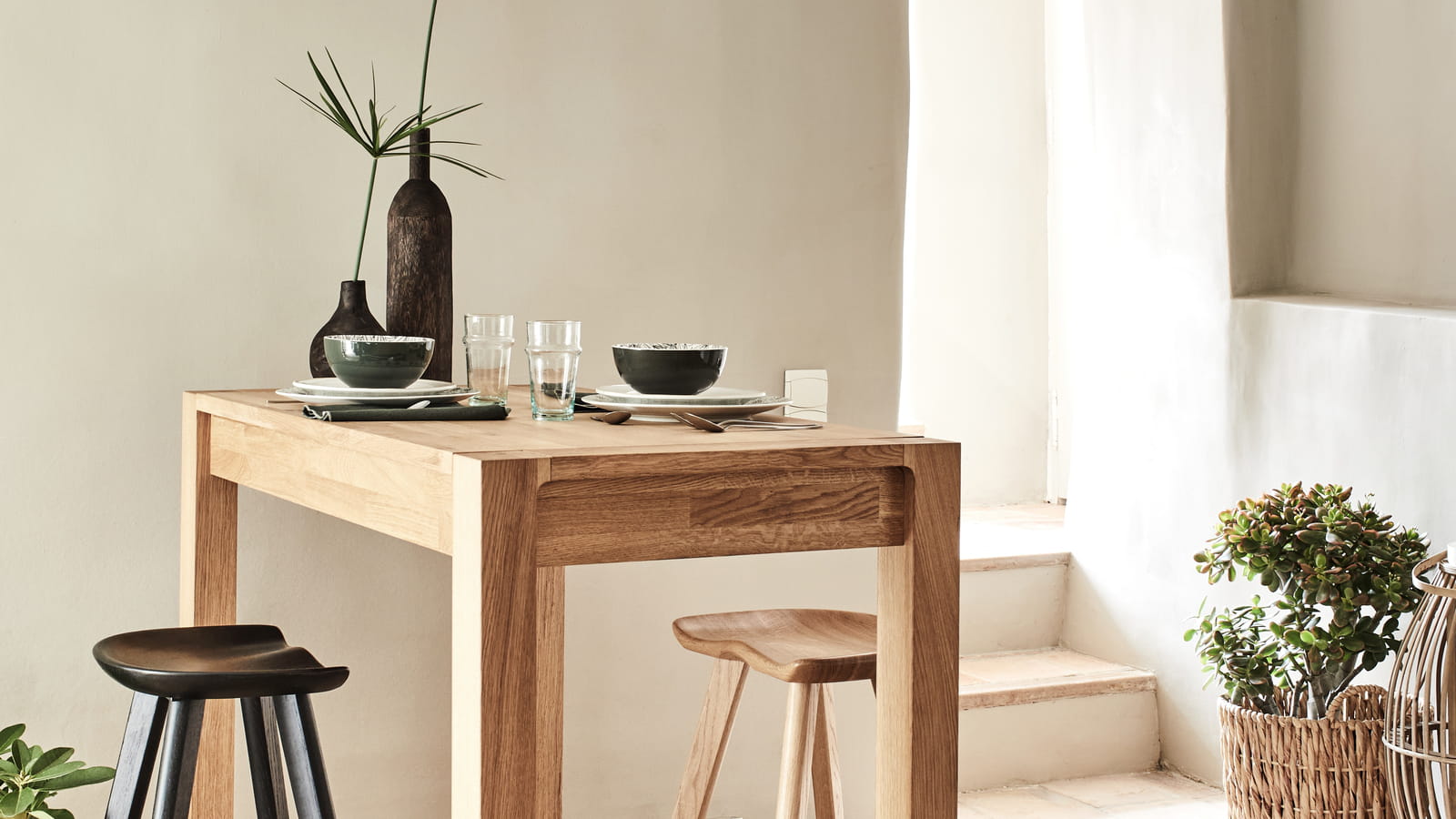 Table haute en chêne