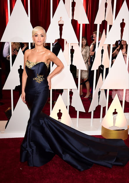 Rita Ora en Marchesa