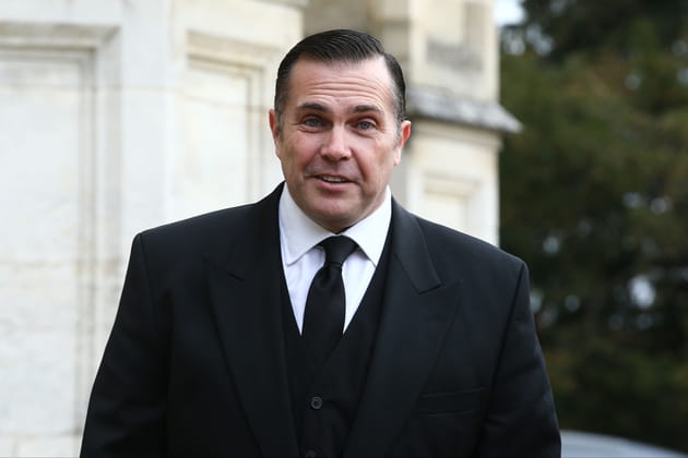 Charles-Philippe d'Orl&eacute;ans &agrave; la c&eacute;r&eacute;monie fun&eacute;raire du comte de Paris