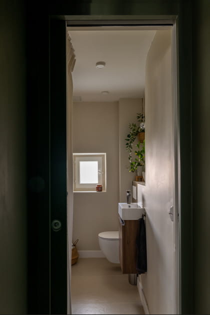 Apr&egrave;s&nbsp;: un cabinet de toilettes avec buanderie