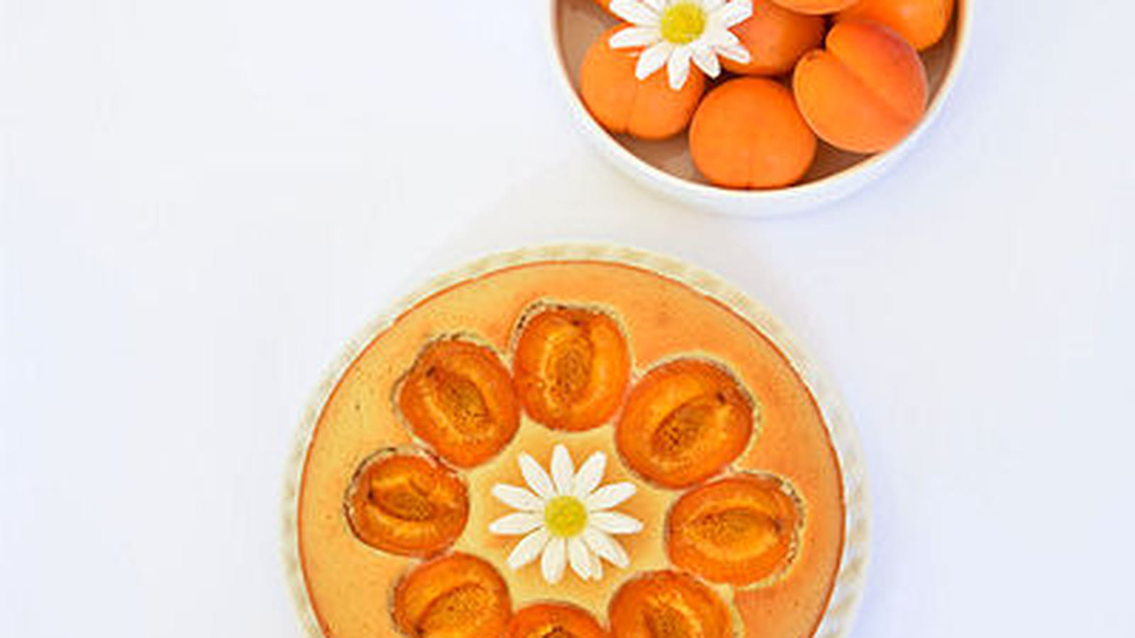 Financier xxl aux abricots et à la fleur d'oranger sans gluten ni lactose