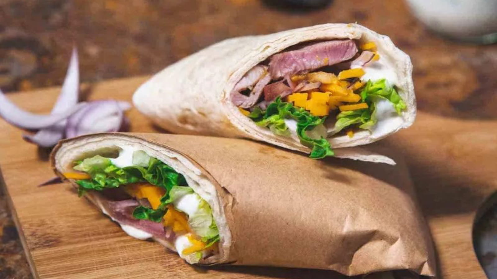 Wrap méditerranées d'agneau bio et légumes croquants