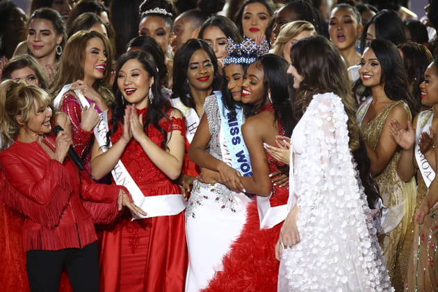 Toni-Ann Singh, congratul&eacute;e