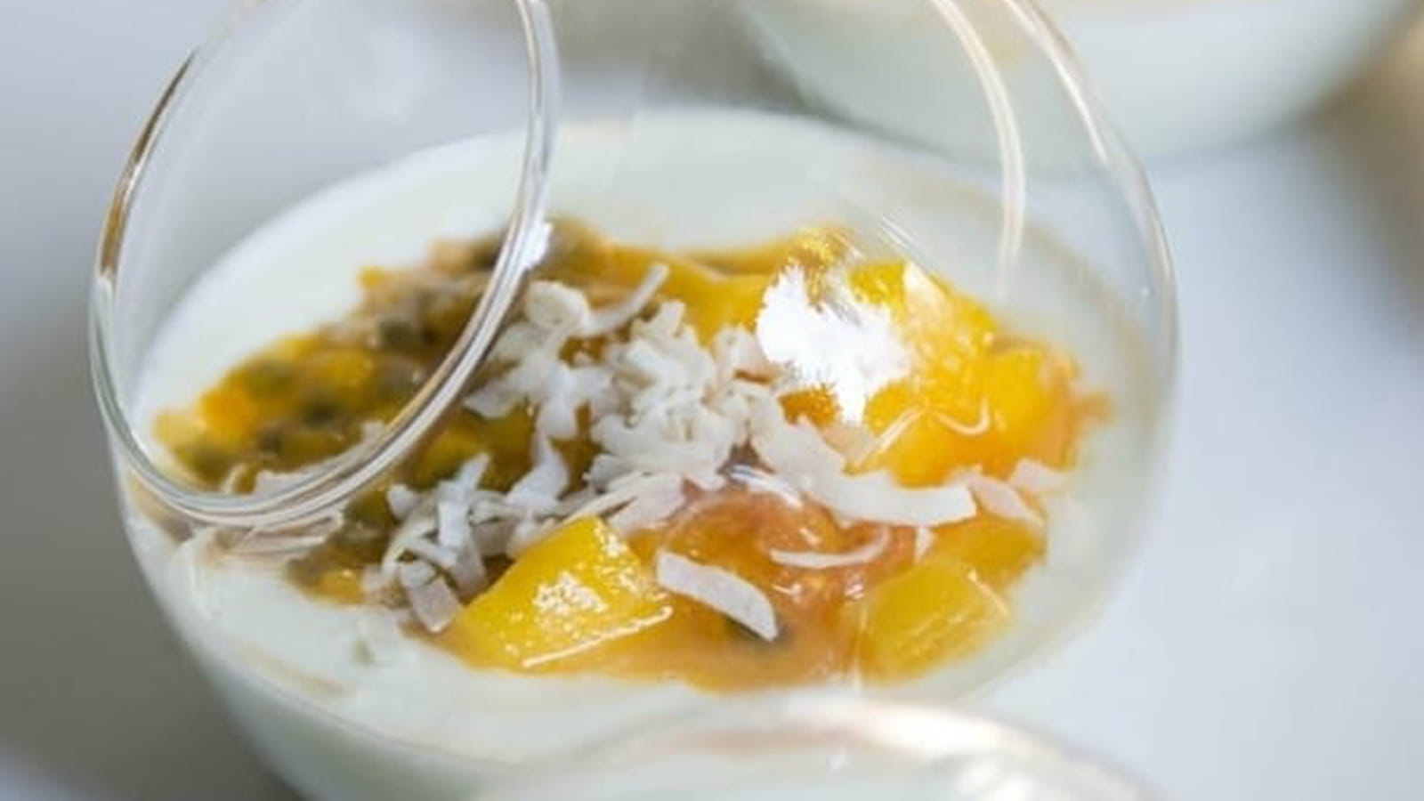 Verrine mangue et noix de coco