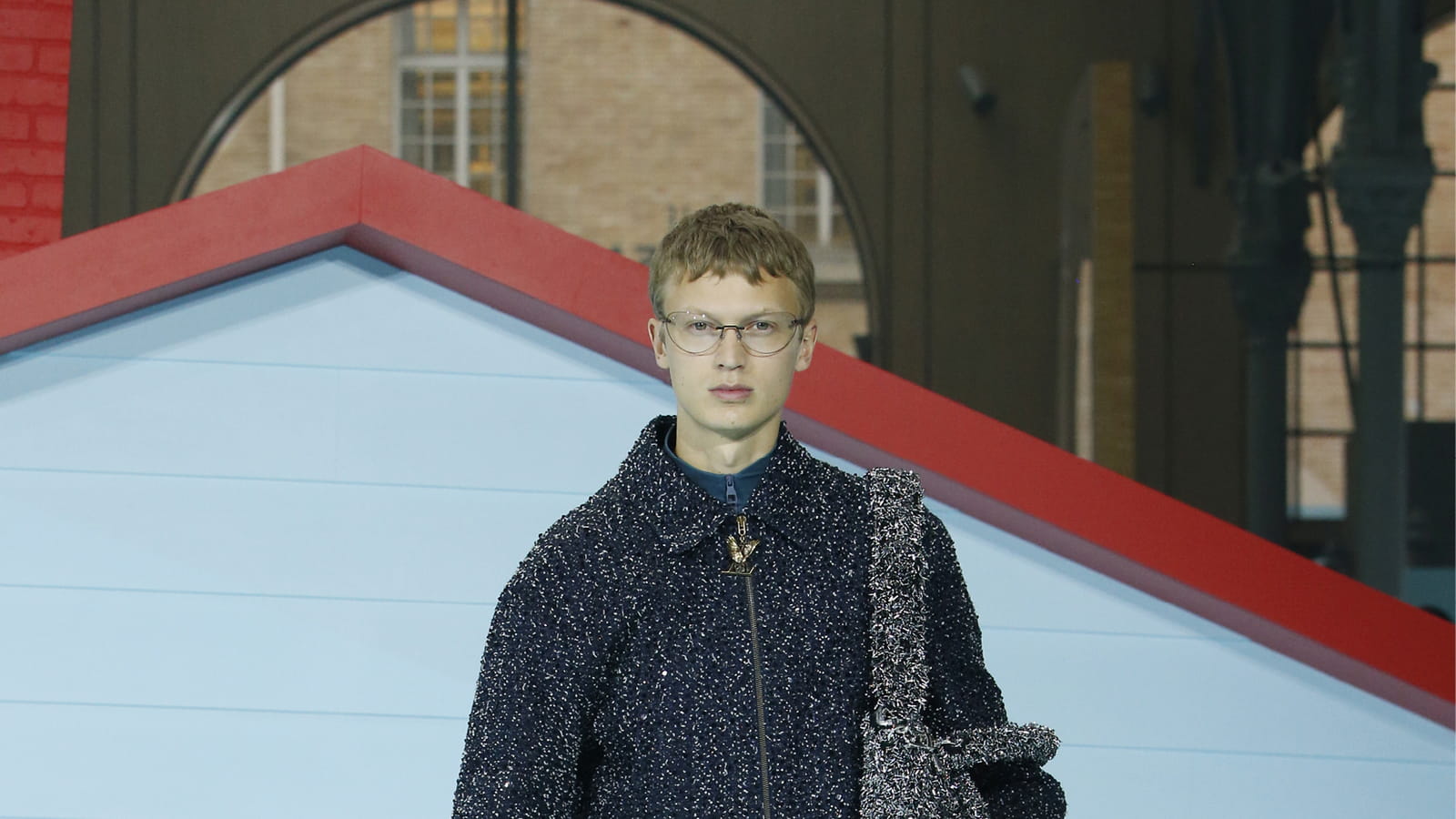 Look 33