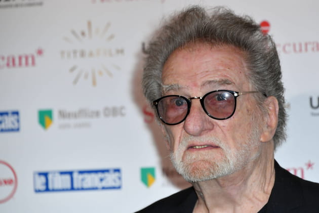 Eddy Mitchell, méconnaissable : le chanteur apparaît amaigri - PHOTOS