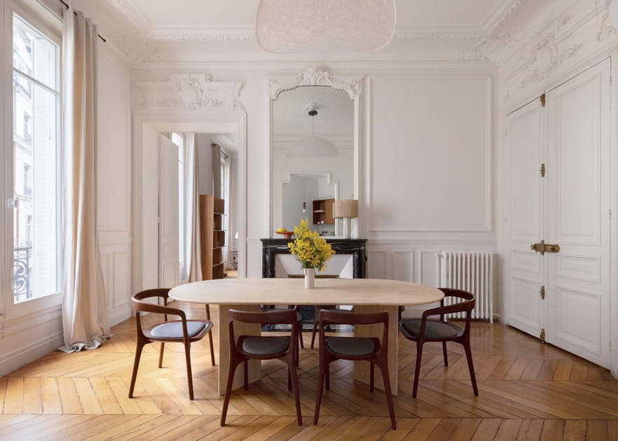 Apr&egrave;s&nbsp;: une &eacute;l&eacute;gante salle &agrave; manger avec moulures