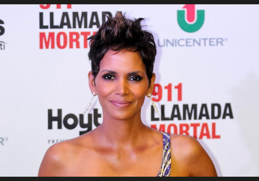 La coupe gar&ccedil;onne piquante de Halle Berry