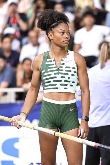 Les qualifi&eacute;es au saut &agrave; la perche
