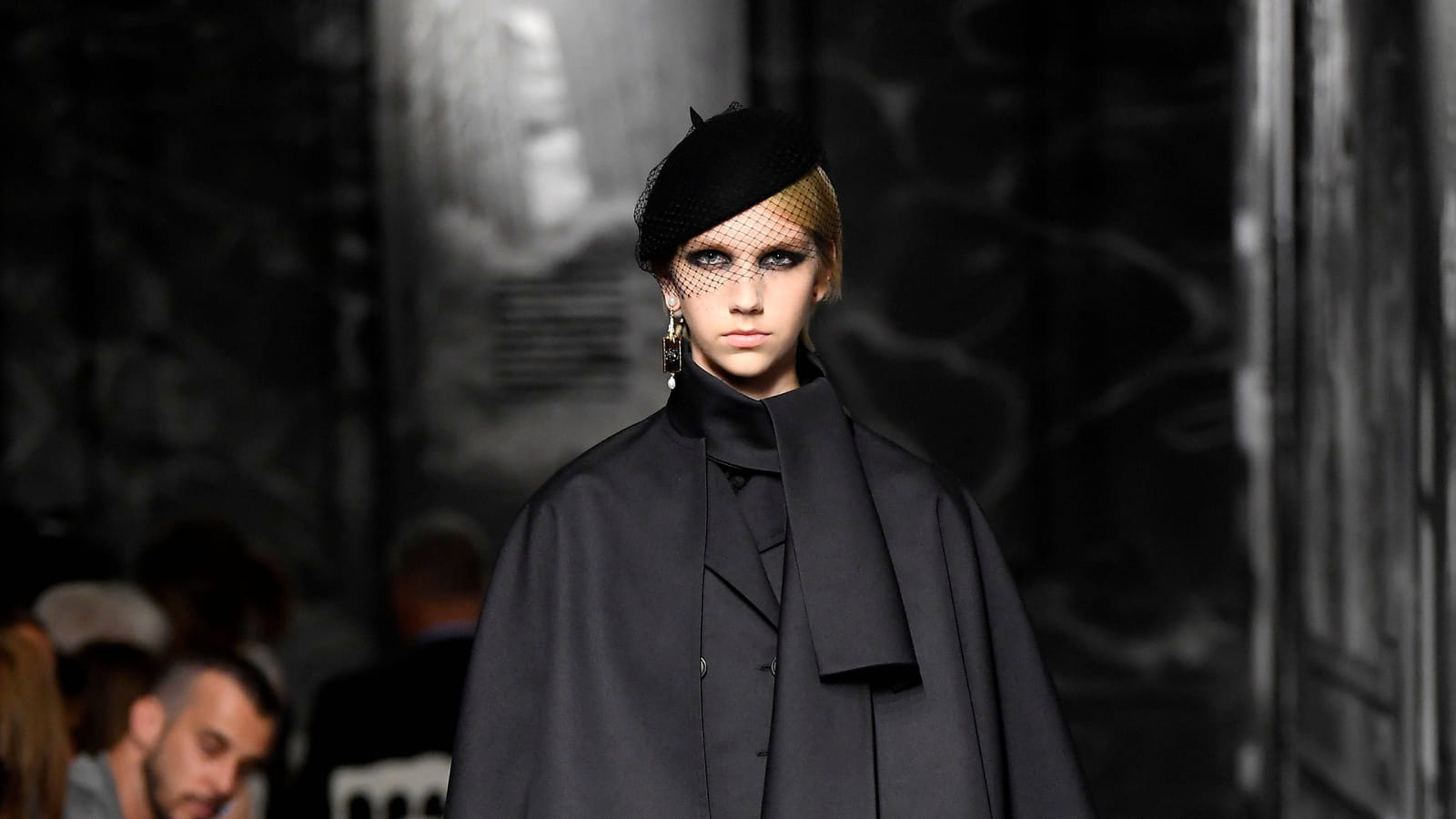 Look 25