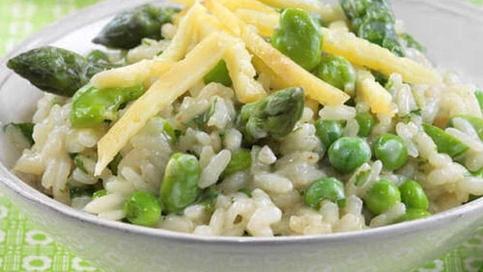 Risotto printanier vert aux filaments de Tomme de Savoie