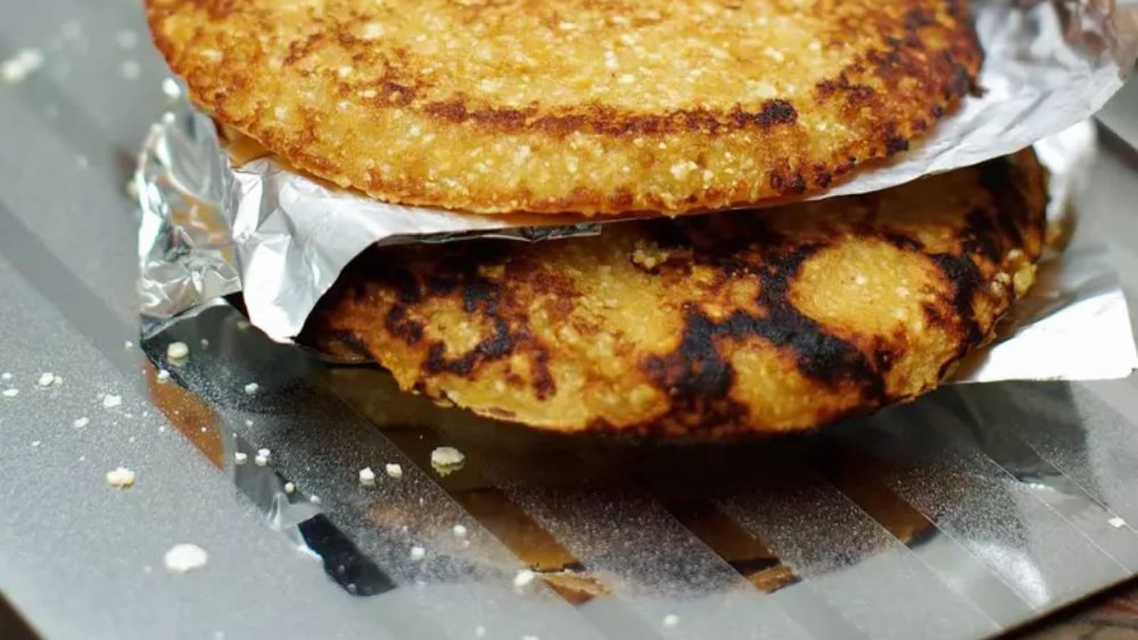 Galettes sucrées aux flocons de millet et à la vanille