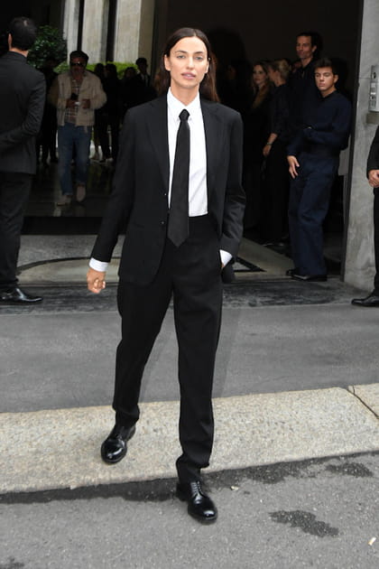 Irina Shayk dans les rues de Milan