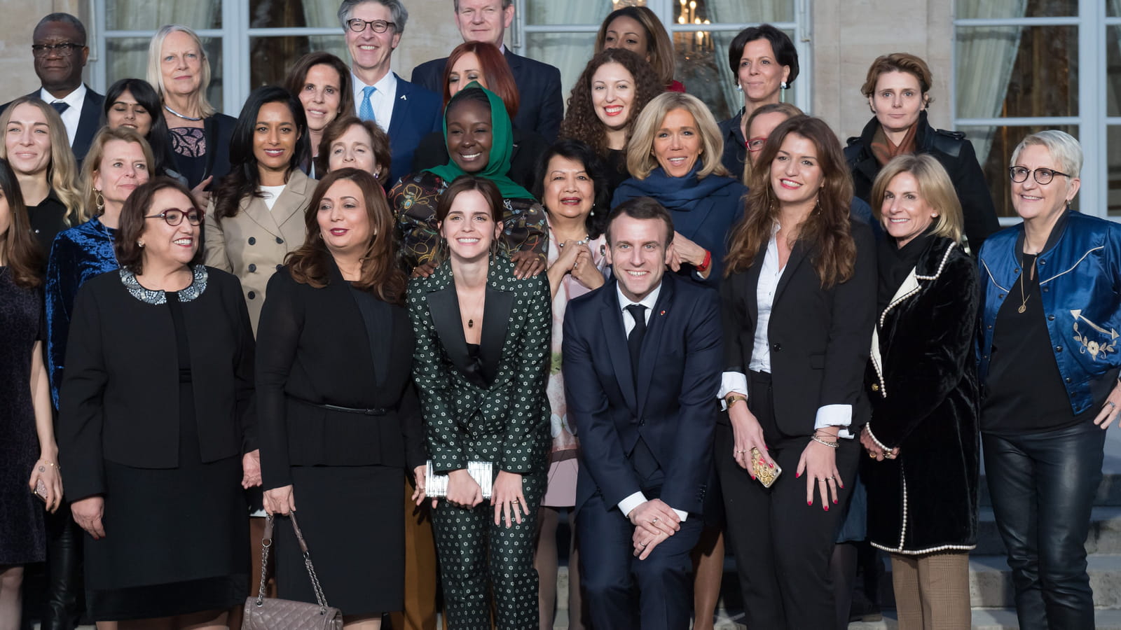 Emmanuel Macron prend la pose au côté d'Emma Watson