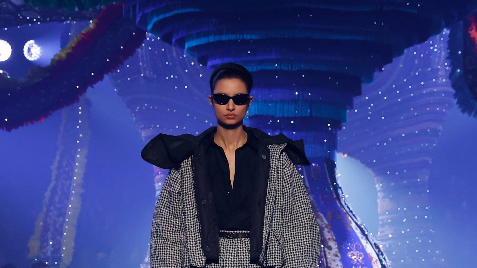 Look 14