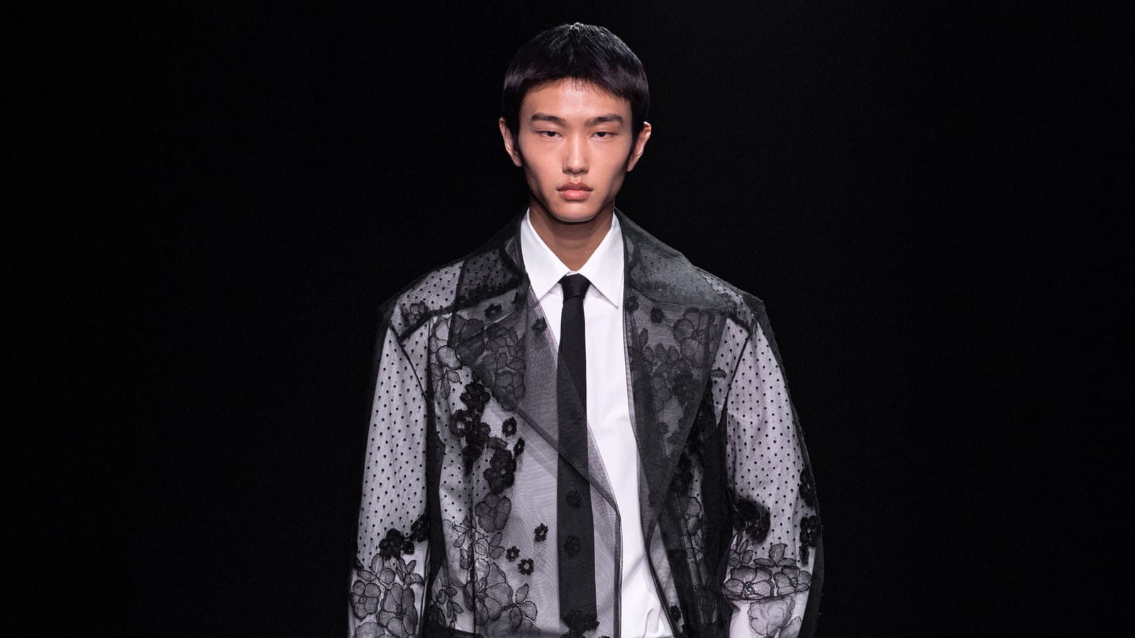 Look 28