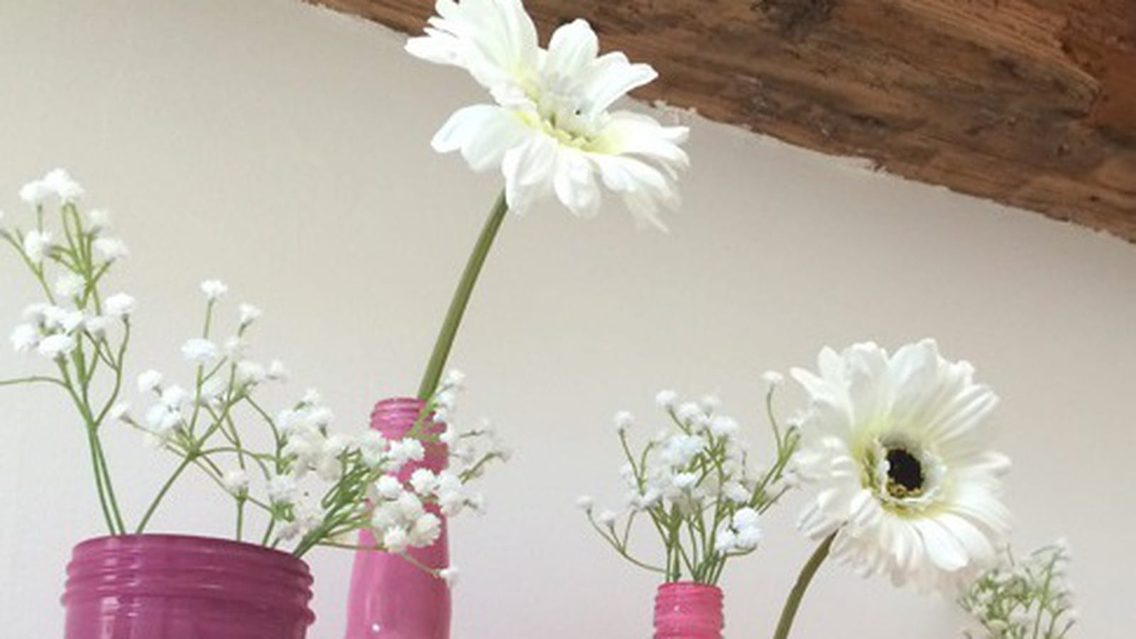 Des vases colorés