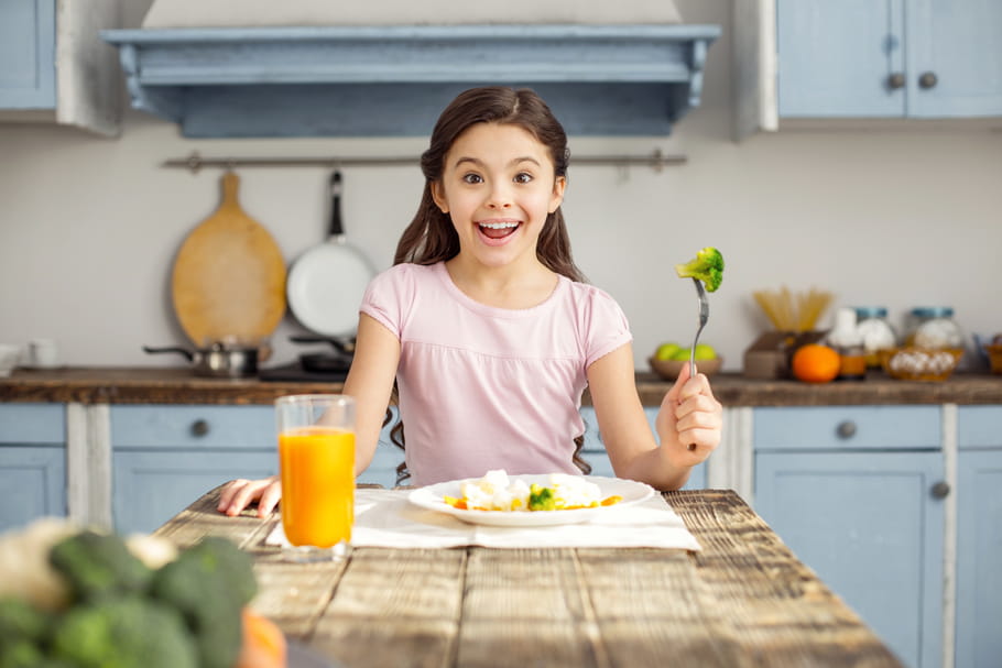 Alimentation de l'enfant après trois ans : ses besoins selon son âge