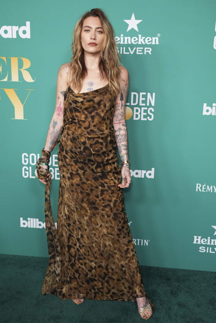 Paris Jackson en ensemble l&eacute;opard