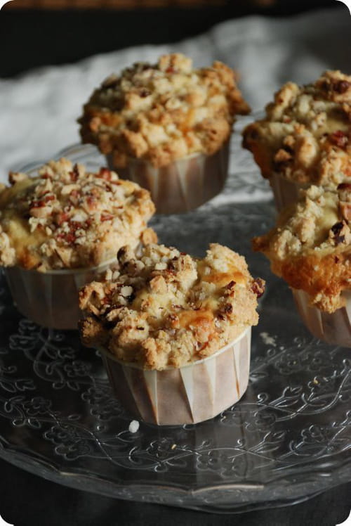Muffins façon crumble citron, cranberry, noisettes