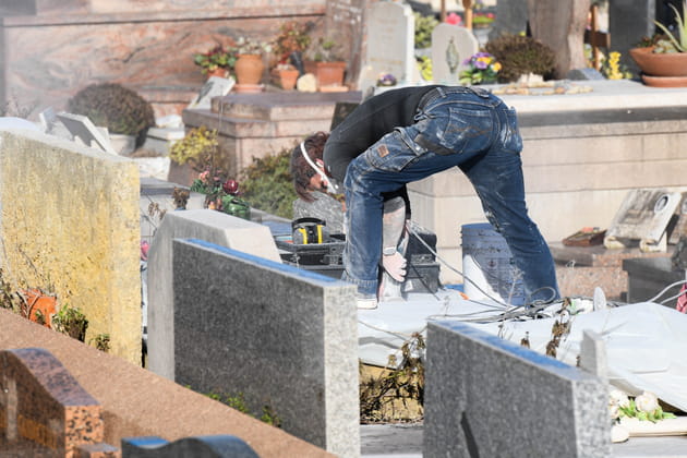 Brigitte Bardot, enterrée dans le caveau familial "abimé" et en travaux - PHOTOS
