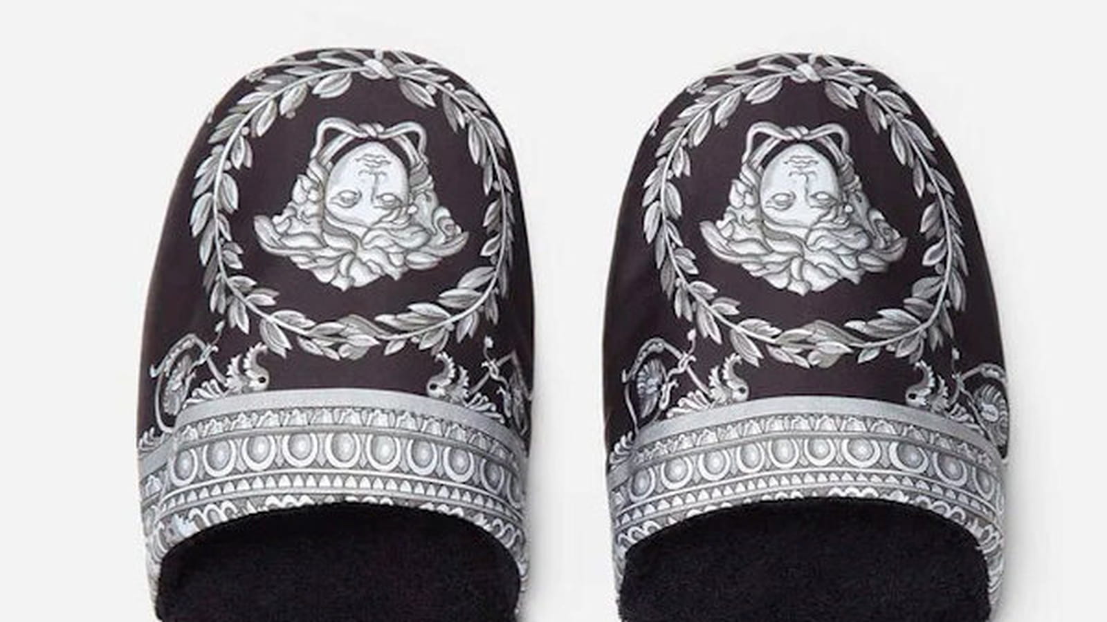 Chaussons Versace