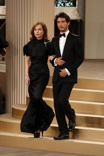 Isabelle Huppert au défilé Chanel