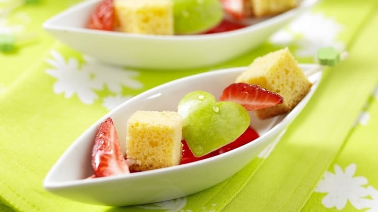 Brochettes de fruits frais